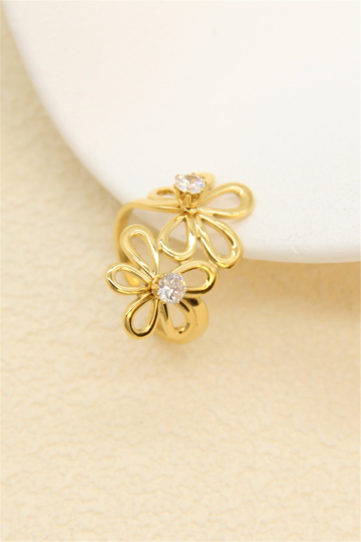 🌸 Bague Rosalie – L'élégance florale à votre doigt